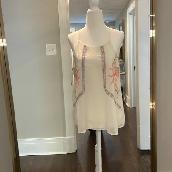Embroided Cream Camisole - Picture 1 of 3